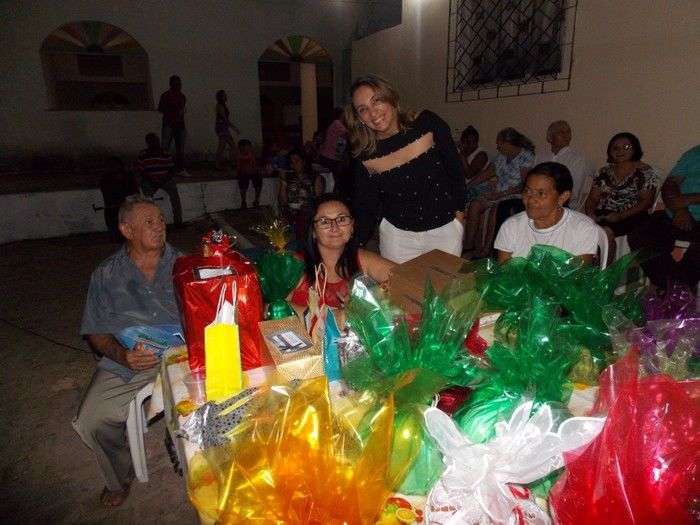 Movimento social logo após a celebração da 4ª noite de novena  - Imagem 10