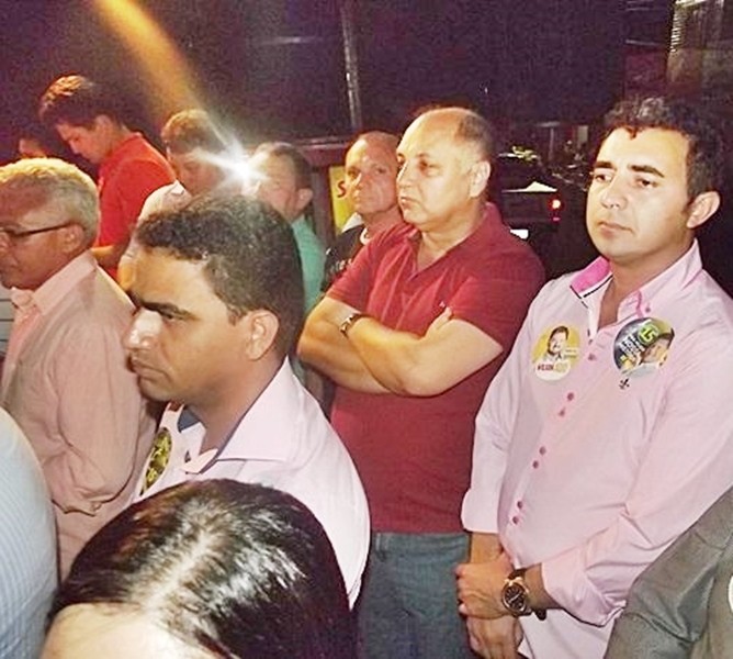 Prefeito Antônio Parambú segue em comitiva com o governador do estado - Imagem 17