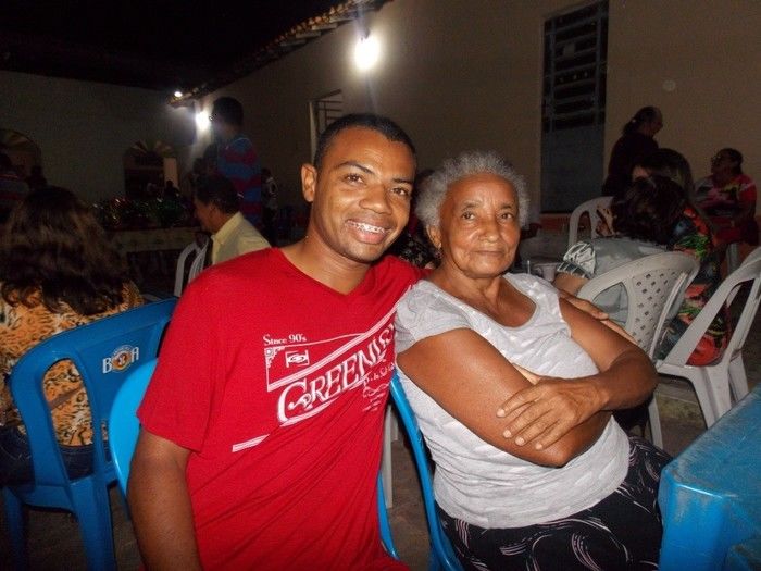 Movimento social logo após a celebração da 4ª noite de novena  - Imagem 14