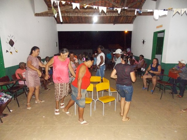 Comunidade Serrinha ganha festa dos idosos pelo Dia dos pais - Imagem 32