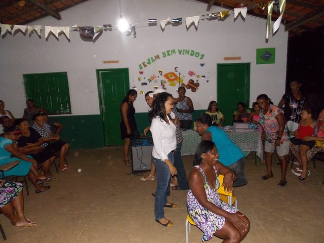 Comunidade Serrinha ganha festa dos idosos pelo Dia dos pais - Imagem 18