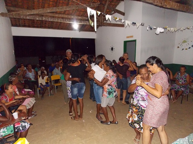 Comunidade Serrinha ganha festa dos idosos pelo Dia dos pais - Imagem 34