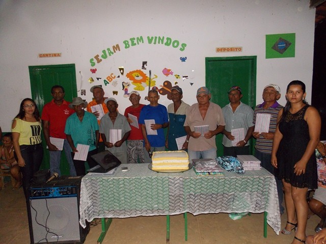 Comunidade Serrinha ganha festa dos idosos pelo Dia dos pais - Imagem 13
