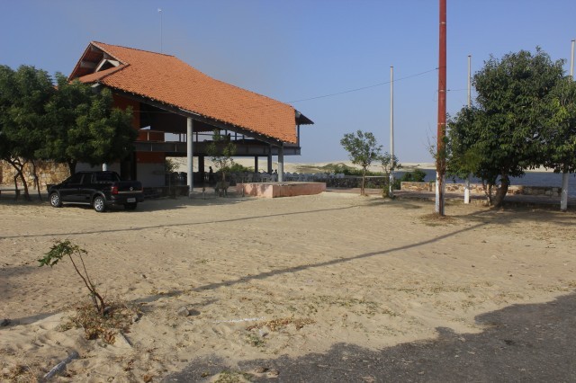 Prefeita leva jovens e  pessoas da terceira idade para o litoral piauiense - Imagem 164