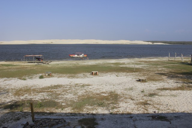 Prefeita leva jovens e  pessoas da terceira idade para o litoral piauiense - Imagem 150