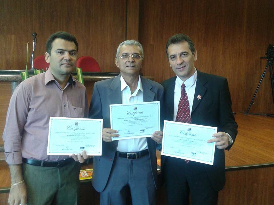 Prefeito Agamenon Franco é homenageado pelo Tribunal Regional do trabalho em Teresina