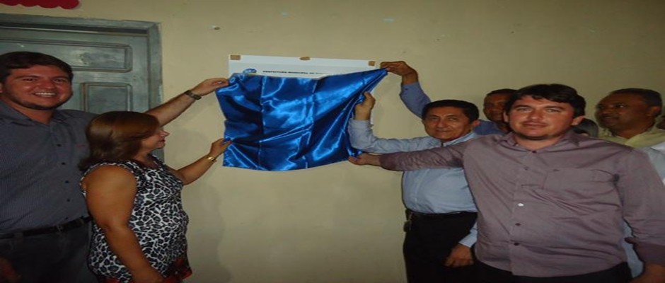 Prefeito Dr.Zé Maria Inaugurou a Escola Dr.Antônio Santos