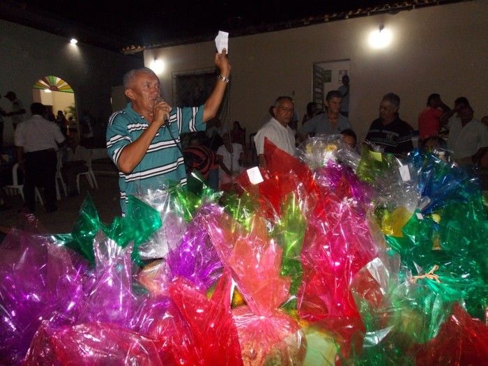 Registros  fotográficos do movimento após a celebração da 5ª noite dos festejos do Sagrado Coração Coração de Jesus  - Imagem 11
