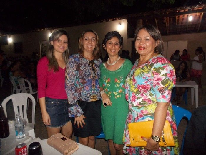 Registros  fotográficos do movimento após a celebração da 5ª noite dos festejos do Sagrado Coração Coração de Jesus  - Imagem 21