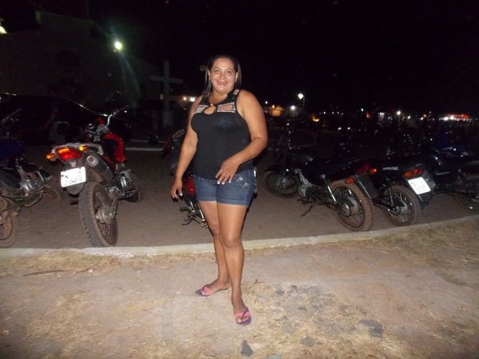 Registros  fotográficos do movimento após a celebração da 5ª noite dos festejos do Sagrado Coração Coração de Jesus  - Imagem 41