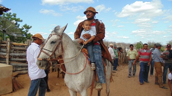 Vaqueiros participam de IVª Romaria em Santo Inácio do Piauí - Imagem 1