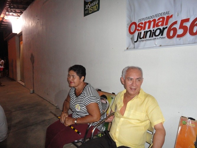 Tintin, Zé Santana e Osmar Júnior em caminhada e comício - Imagem 4