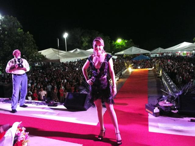 Maria Clara é eleita a Rainha da 9ª Festa do Bode de Batalha (PI) - Imagem 11