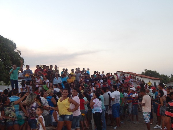 Torcedor atendeu o chamado e compareceu em massa no Estádio Barbosão - Imagem 13