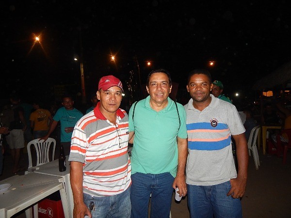 Torcedor atendeu o chamado e compareceu em massa no Estádio Barbosão - Imagem 16