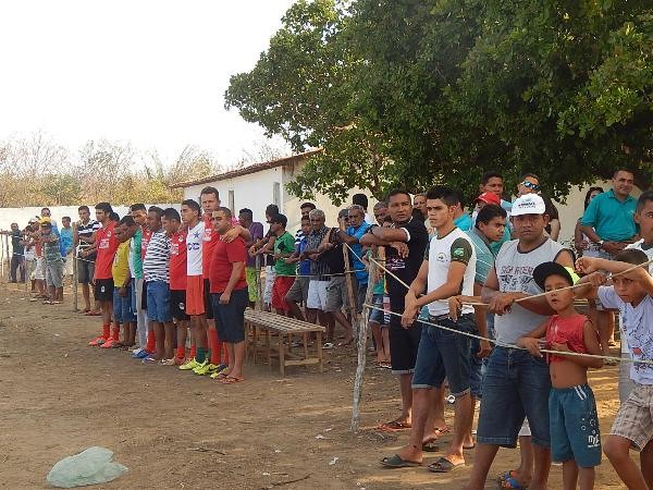 Torcedor atendeu o chamado e compareceu em massa no Estádio Barbosão - Imagem 3
