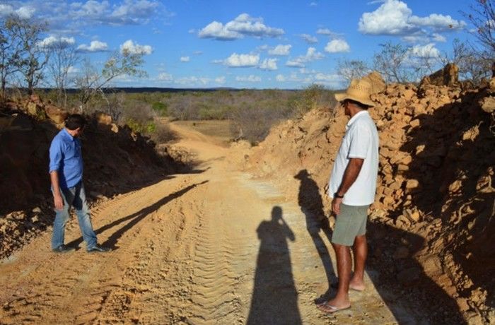 Fazendo História: Prefeitura de Juazeiro constrói estradas vicinais em locais pela primeira vez - Imagem 1