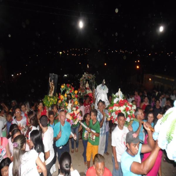 Procissão de abertura dos festejos de Santa Teresinha supera todas as expectativas   - Imagem 13