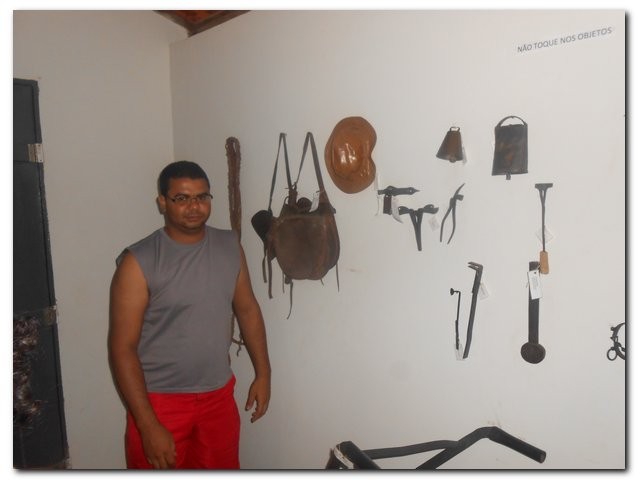 Alunos do Projovem Urbano visitam o Centro Cultural Francelino de Souza Araújo - Imagem 16