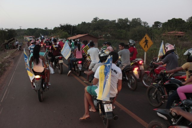 Prefeita Salete Rego recepciona  Zé filho em sua residência - Imagem 2