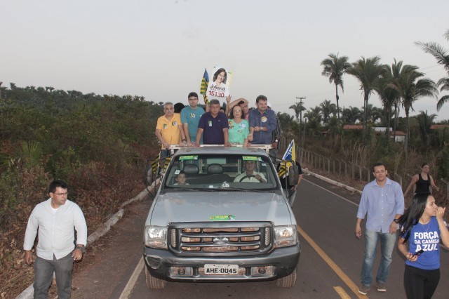 Prefeita Salete Rego recepciona  Zé filho em sua residência - Imagem 39