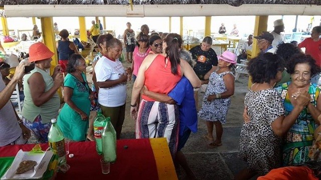 Prefeitura de Buriti dos Lopes realiza mais um passeio com idosos ao litoral - Imagem 9