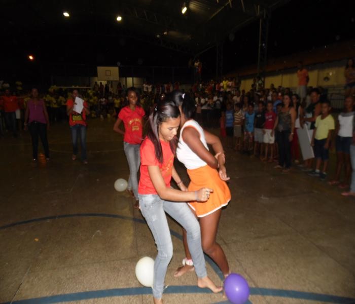 Gincana Escolar promovida pelo CEEP - Benedito Portela Leal agita noite de domingo - Imagem 29