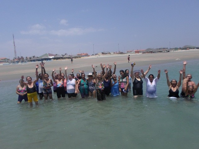 Prefeitura de Buriti dos Lopes realiza mais um passeio com idosos ao litoral - Imagem 5