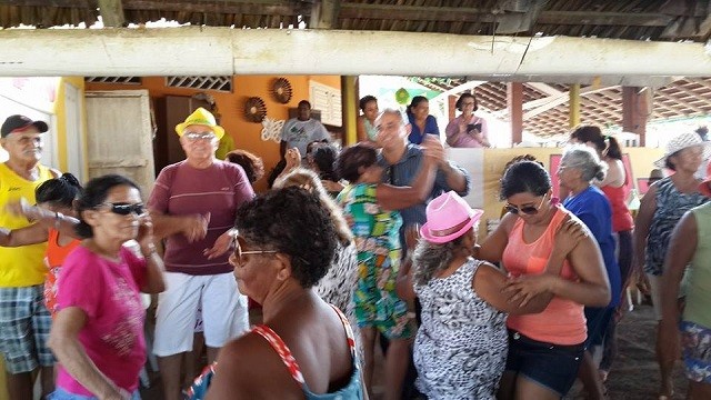 Prefeitura de Buriti dos Lopes realiza mais um passeio com idosos ao litoral - Imagem 14