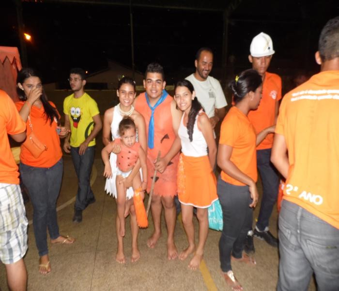 Gincana Escolar promovida pelo CEEP - Benedito Portela Leal agita noite de domingo - Imagem 35