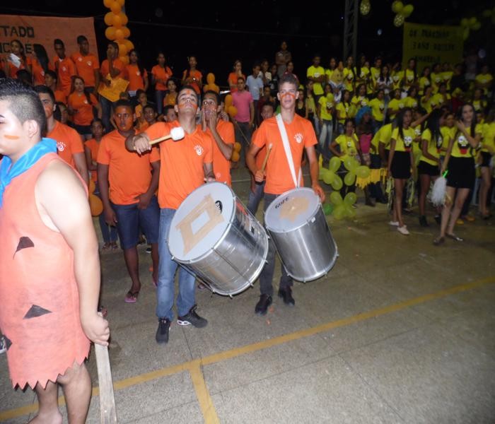 Gincana Escolar promovida pelo CEEP - Benedito Portela Leal agita noite de domingo - Imagem 14