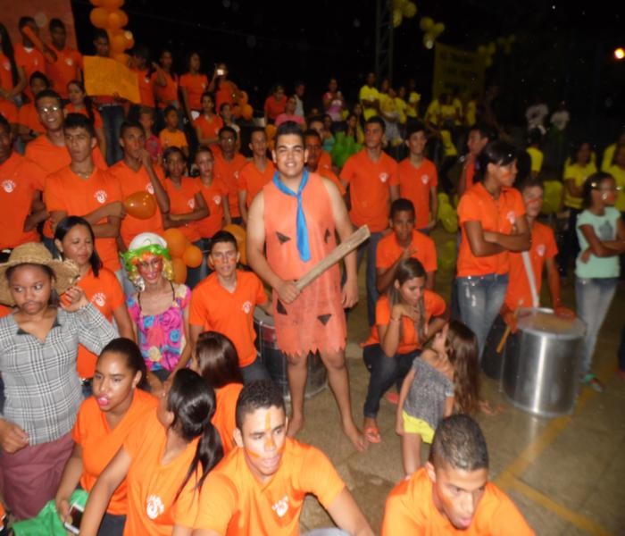 Gincana Escolar promovida pelo CEEP - Benedito Portela Leal agita noite de domingo - Imagem 6