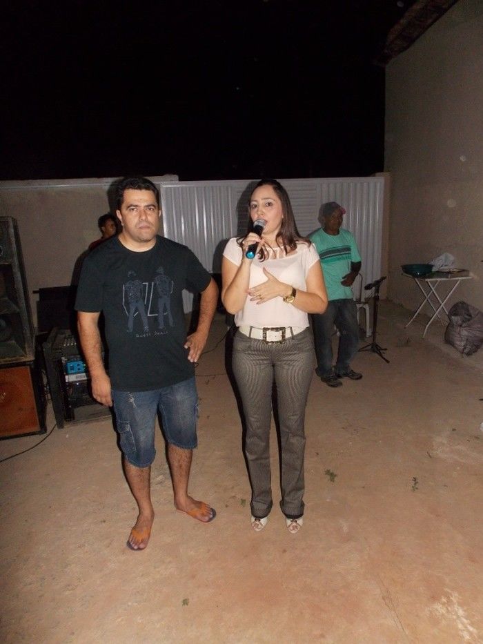 Primeira dama Lindyane Batista e amigos realizam festa surpresa ao prefeito Moisés Barbosa  - Imagem 96
