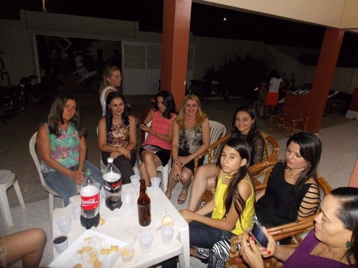 Primeira dama Lindyane Batista e amigos realizam festa surpresa ao prefeito Moisés Barbosa  - Imagem 84