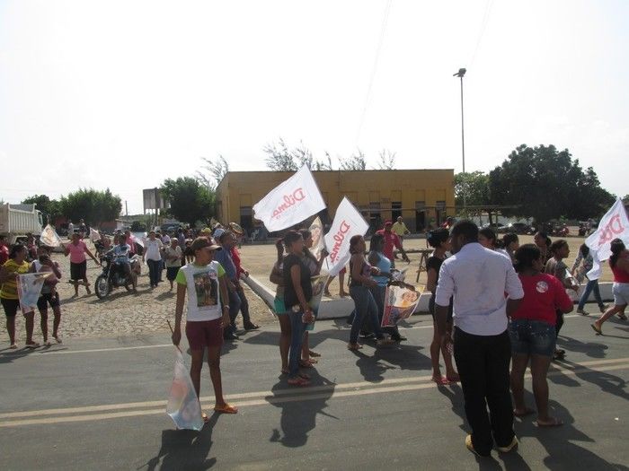 Candidato a Governador: Wellington Dias Faz Caminhada em Agricolândia  - Imagem 47