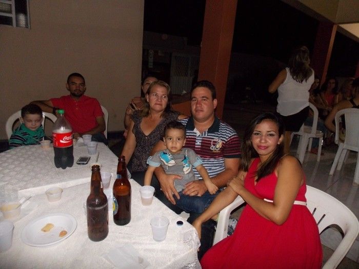 Primeira dama Lindyane Batista e amigos realizam festa surpresa ao prefeito Moisés Barbosa  - Imagem 82