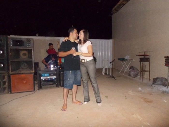 Primeira dama Lindyane Batista e amigos realizam festa surpresa ao prefeito Moisés Barbosa  - Imagem 97