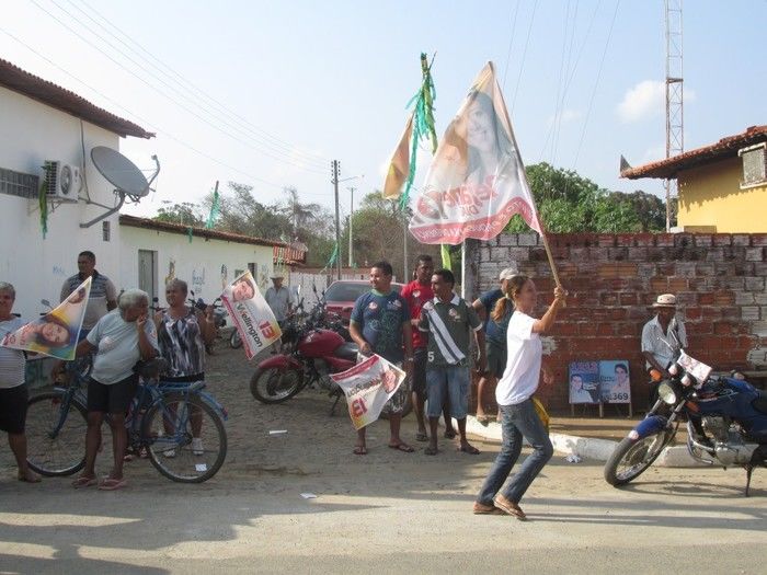 Candidato a Governador: Wellington Dias Faz Caminhada em Agricolândia  - Imagem 18