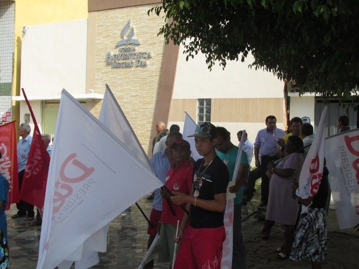 Candidato a Governador: Wellington Dias Faz Caminhada em Agricolândia  - Imagem 20