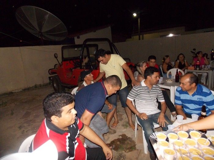 Primeira dama Lindyane Batista e amigos realizam festa surpresa ao prefeito Moisés Barbosa  - Imagem 64