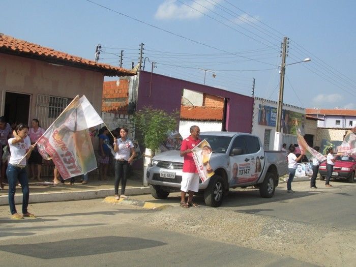 Candidato a Governador: Wellington Dias Faz Caminhada em Agricolândia  - Imagem 19