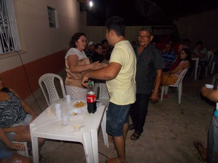 Primeira dama Lindyane Batista e amigos realizam festa surpresa ao prefeito Moisés Barbosa  - Imagem 62