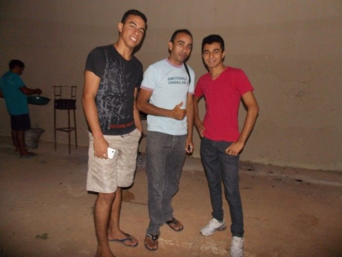 Primeira dama Lindyane Batista e amigos realizam festa surpresa ao prefeito Moisés Barbosa  - Imagem 26