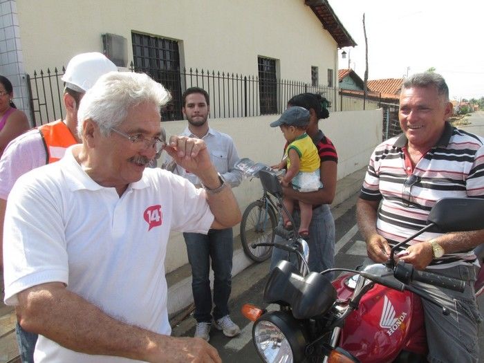 Candidato a Governador: Wellington Dias Faz Caminhada em Agricolândia  - Imagem 56
