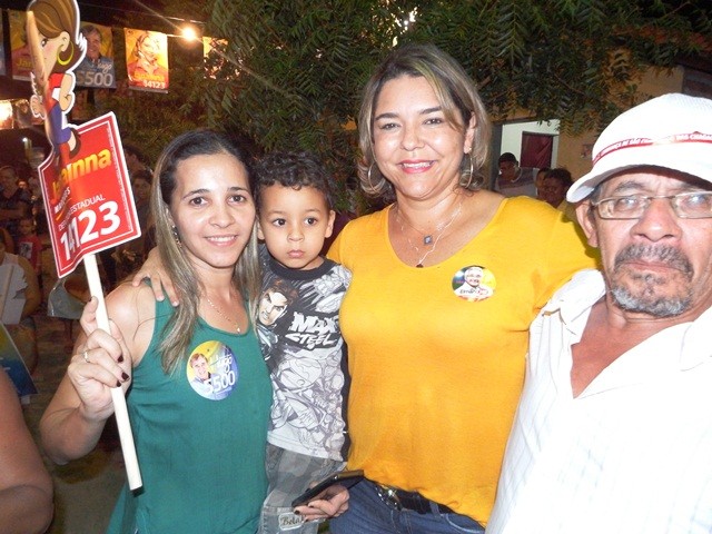 Candidata Janainna Marques participou de reunião politica no Bairro Rural em Esperantina - Imagem 5