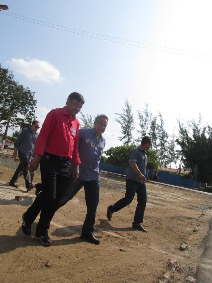 Candidato a Governador: Wellington Dias Faz Caminhada em Agricolândia  - Imagem 37