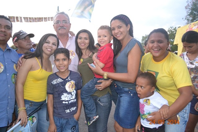 Candidatos Wilson Brandão e Átila Lira arrastam um multidão na maior passeata da história de Boa Hora - Imagem 20