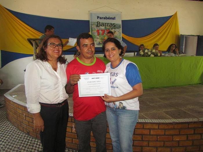 Primeira-dama Edneida Fortes entrega certificado dos cursos profissionalizantes do Pronatec - Imagem 4
