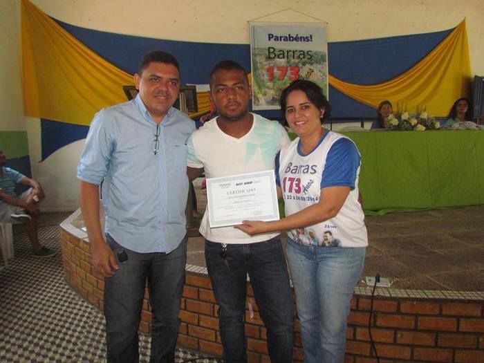 Primeira-dama Edneida Fortes entrega certificado dos cursos profissionalizantes do Pronatec - Imagem 15