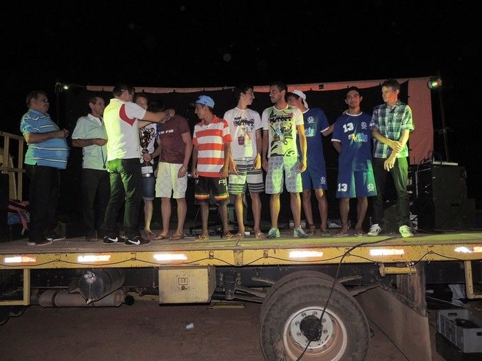 Prefeitura realiza torneio de salão para oficializar inauguração de ginásio poliesportivo na Zona Rural - Imagem 17